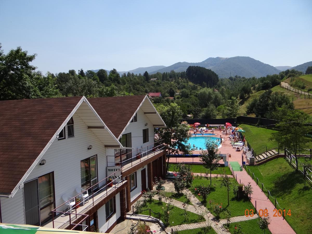 Cabana Pensiune La Brazi Вулкан Экстерьер фото